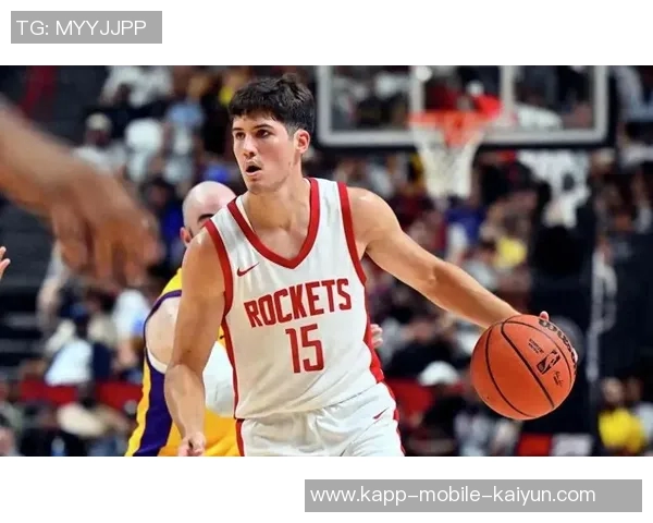 埃奇库姆闪耀赛场展现实力成新秀最佳球员引发热议