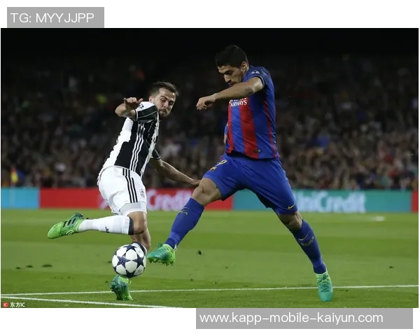 拉什福德在巴萨训练前意外离开甘伯体育城引发关注