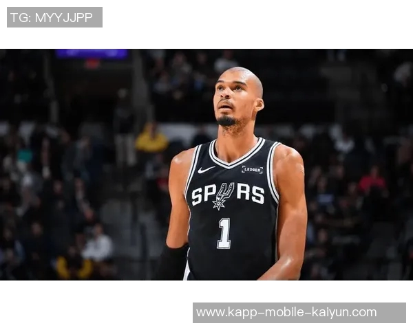 阿里纳斯分析文班若运球得分潜力马刺有望冲击西部决赛 阿里纳斯分析文班若运球得分潜力马刺有望冲击西部决赛