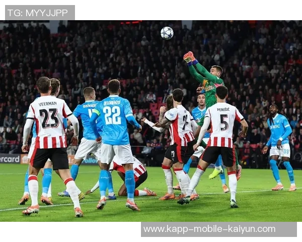 埃因霍温强势3-0战胜费耶诺德三连冠前景光明领跑荷甲17分 埃因霍温强势3-0战胜费耶诺德三连冠前景光明领跑荷甲17分